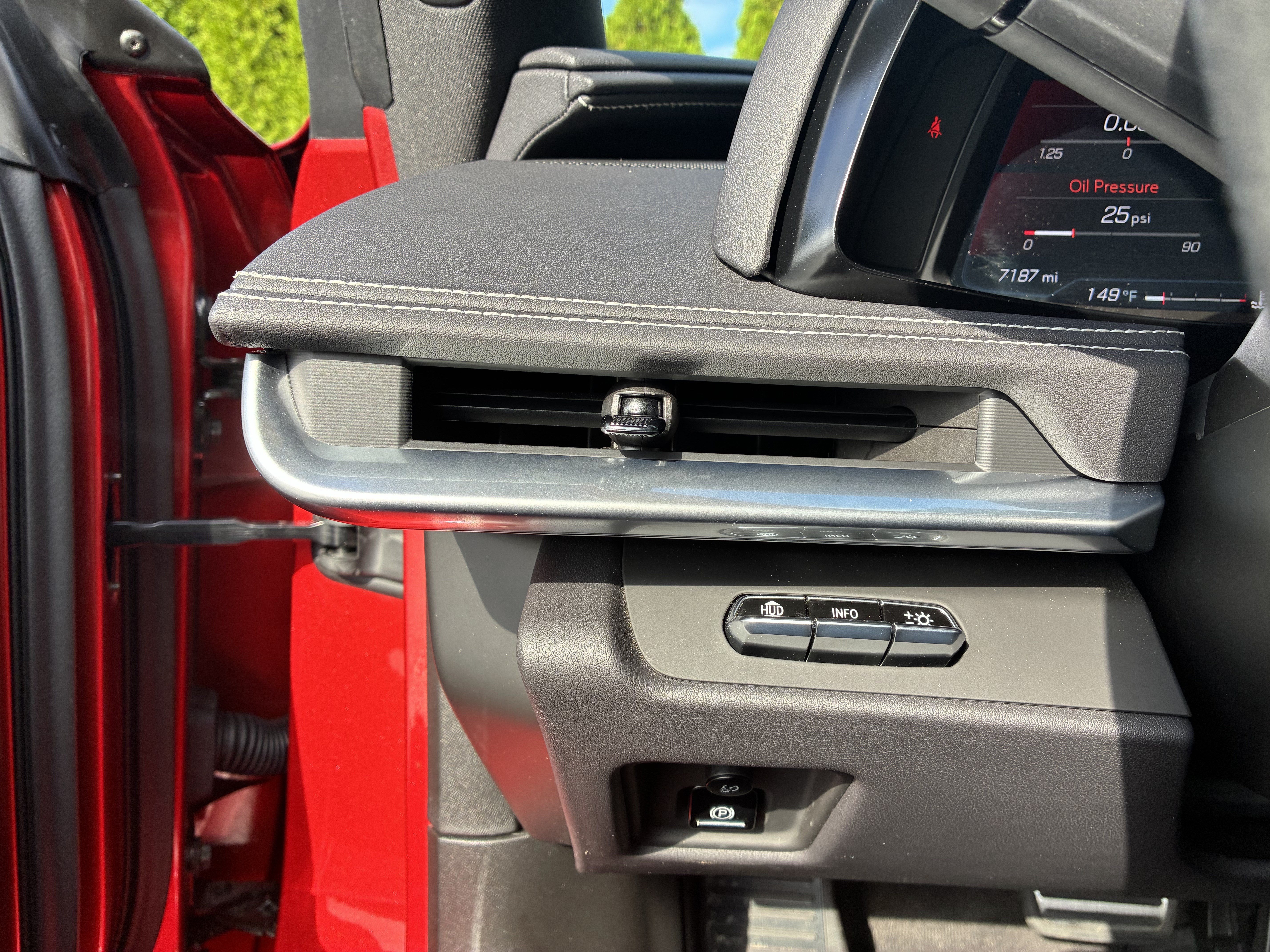 Used 2025 Chevrolet Corvette Z06 RWD image 22