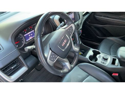 Used 2019 GMC Terrain Denali w/ Advanced Safety Package image 10