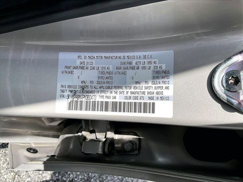 Used 2023 MAZDA MAZDA3 s image 28