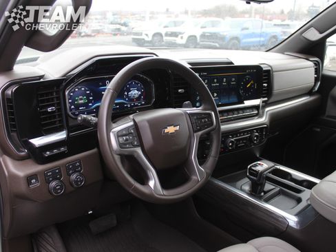 Certified 2025 Chevrolet Silverado 1500 LTZ w/ LTZ Premium Texas Edition image 13