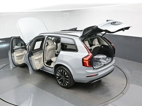 New 2026 Volvo XC90 B6 Ultra w/ Protection Package Premier AWD/4WD image 52