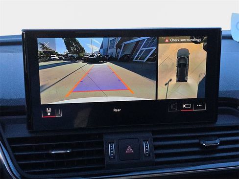 Certified 2023 Audi Q5 e Premium Plus w/ Premium Plus Package image 26