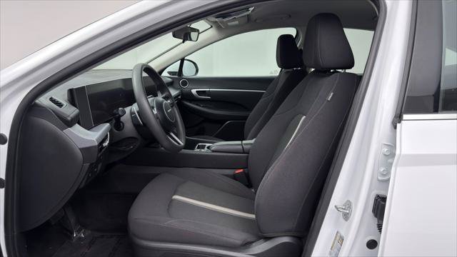 Used 2025 Hyundai Sonata SEL FWD image 14