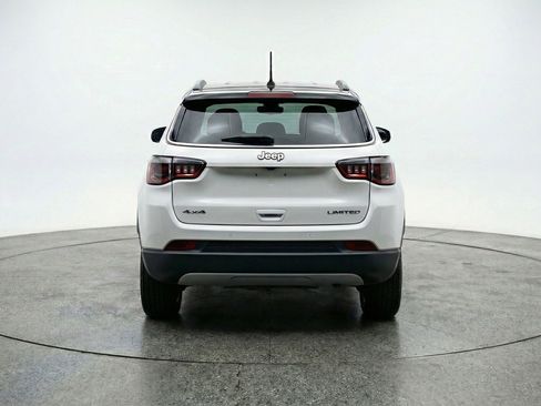 Used 2025 Jeep Compass Limited AWD/4WD image 7
