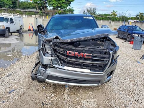 Used 2023 GMC Yukon SLT w/ SLT Premium Package RWD image 5