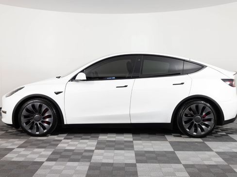 Used 2021 Tesla Model Y Performance AWD/4WD image 3