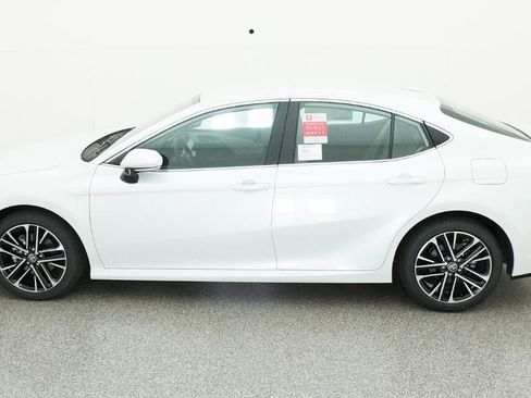 New 2026 Toyota Camry XLE FWD image 3