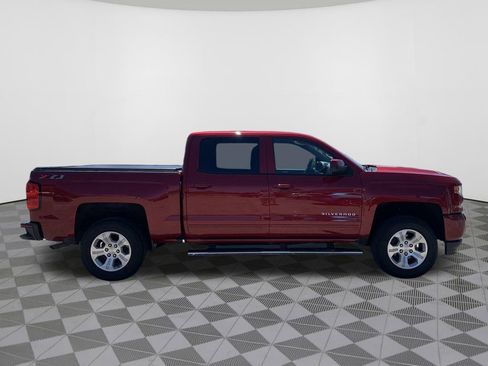 Used 2018 Chevrolet Silverado 1500 LT w/ All Star Edition AWD/4WD image 5