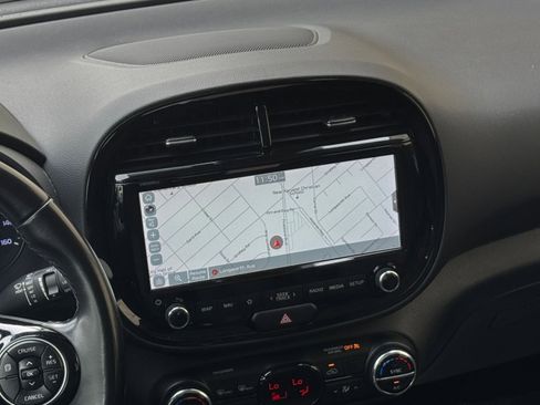 Used 2021 Kia Soul EX image 20