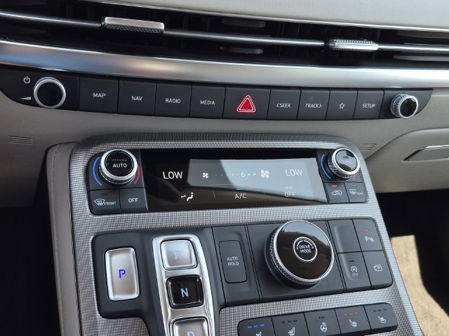 Used 2024 Hyundai Palisade Calligraphy FWD image 41