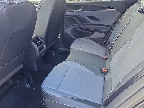 New 2026 Volkswagen Tiguan SE R-Line image 18