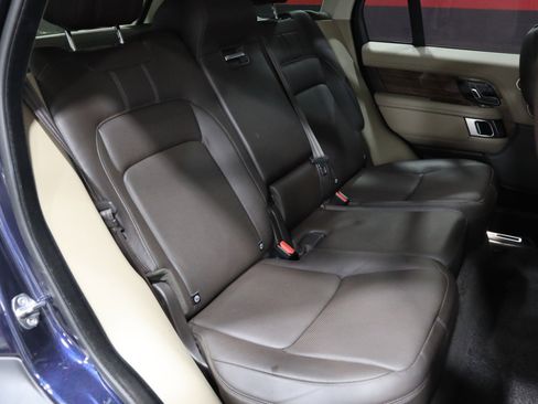 Used 2019 Land Rover Range Rover HSE image 54