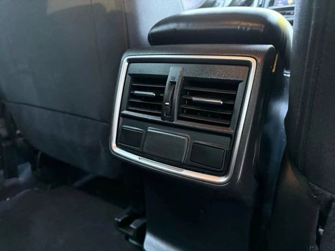 Used 2021 Subaru Forester Premium AWD/4WD image 23