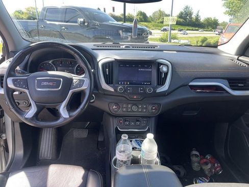 Used 2019 GMC Terrain SLT w/ Preferred Package AWD/4WD image 9