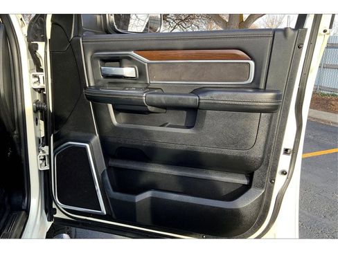 Used 2022 RAM 3500 Laramie image 24