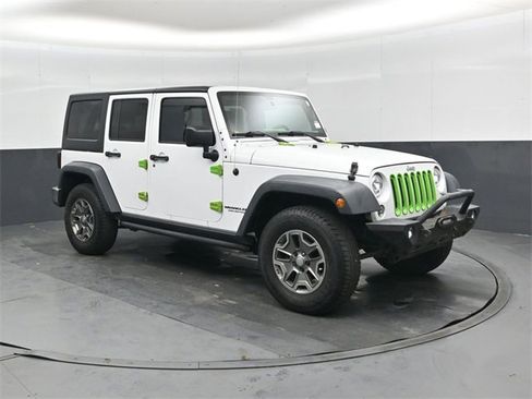 Used 2017 Jeep Wrangler Unlimited Rubicon image 1