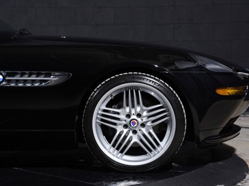 Used 2002 BMW Z8 image 39