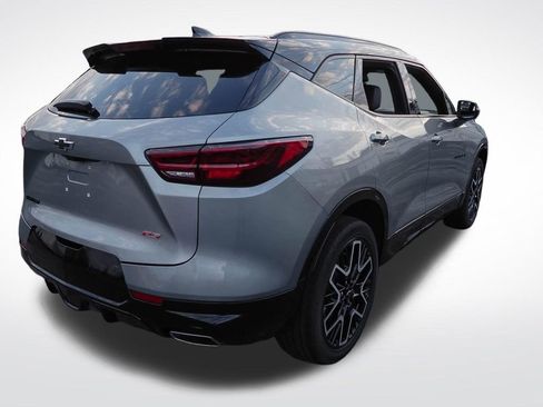 Certified 2023 Chevrolet Blazer RS w/ Driver Confidence II Package FWD image 7
