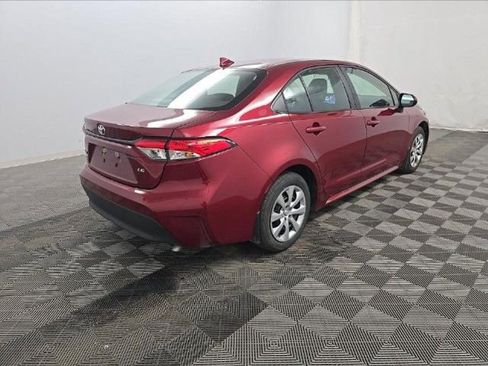 Used 2026 Toyota Corolla LE FWD image 17