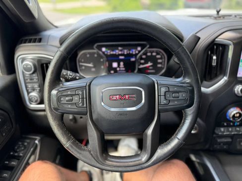 Used 2021 GMC Sierra 2500 AT4 w/ AT4 Premium Plus Package AWD/4WD image 23