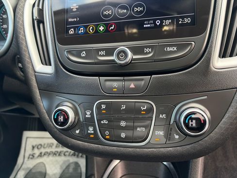 Used 2025 Chevrolet Malibu LT image 18