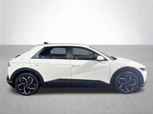 Used 2024 Hyundai Ioniq 5 SEL AWD/4WD image 5