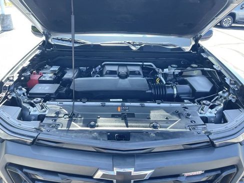 Certified 2024 Chevrolet Colorado Trail Boss w/ Advanced Trailering Package AWD/4WD image 30