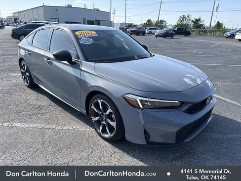 Used 2025 Honda Civic Sport Touring image 1