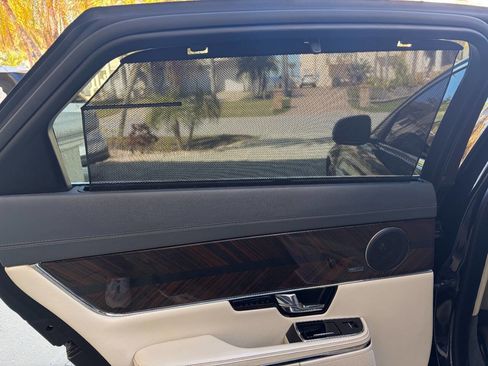 Used 2013 Jaguar XJ L Ultimate image 85