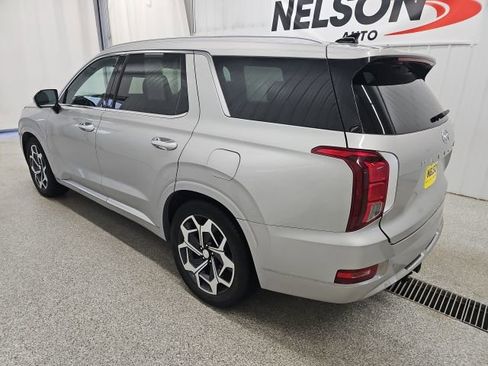 Used 2022 Hyundai Palisade Calligraphy image 9
