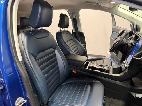Used 2023 Ford Edge SEL w/ Sport Appearance Package image 21