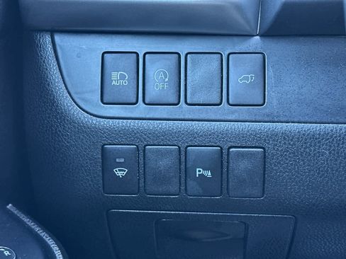 Used 2019 Toyota Highlander Limited image 32