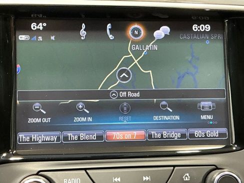 Used 2019 Buick Envision Essence image 4