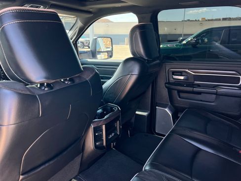 Used 2025 RAM 3500 Laramie AWD/4WD image 19