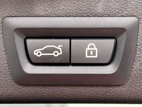 Used 2023 BMW X5 sDrive40i w/ Premium Package image 42