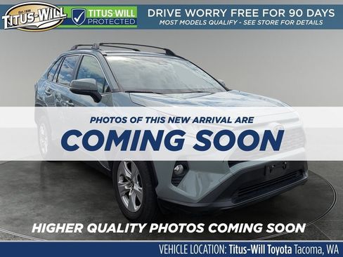 Used 2019 Toyota RAV4 XLE w/ Convenience Package FWD image 1