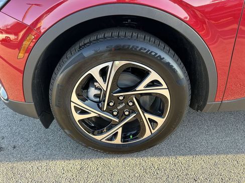 New 2026 Lincoln Nautilus Premier image 10