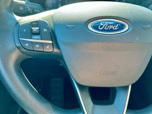 Used 2021 Ford Escape SE w/ SE Sport Appearance Package image 26