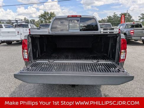 Used 2016 Nissan Frontier SV RWD image 12
