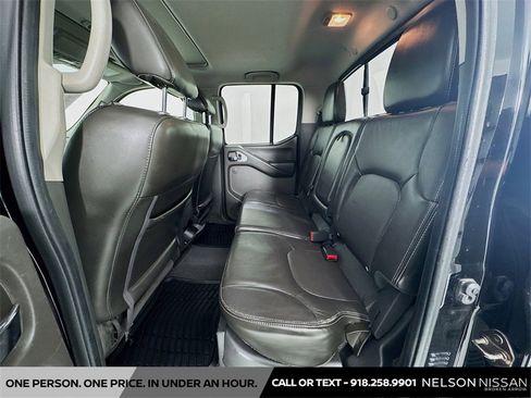 Used 2014 Nissan Frontier PRO-4X w/ Pro-4x Luxury Package image 25