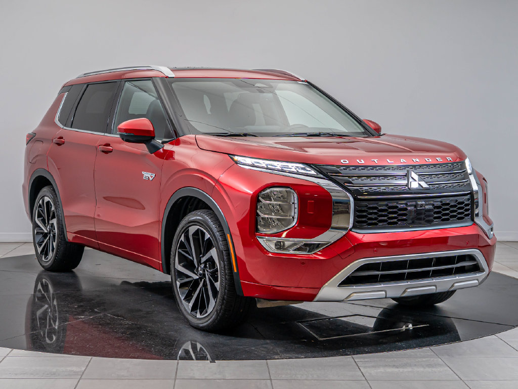 Used 2025 Mitsubishi Outlander SEL AWD/4WD image 12