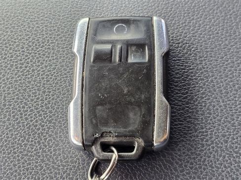 Used 2019 Chevrolet Colorado Z71 image 35