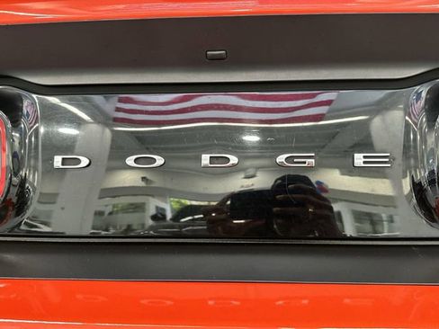 Used 2021 Dodge Challenger R/T Scat Pack RWD image 10