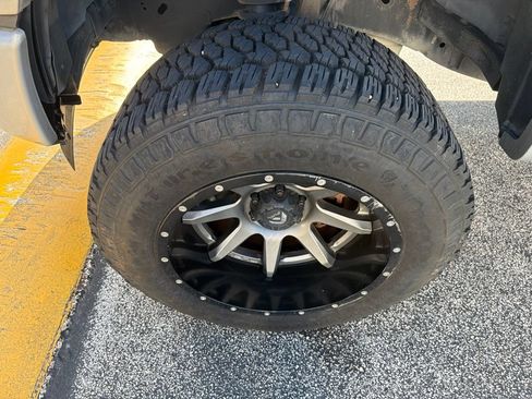 Used 2017 Ford F150 XLT w/ Equipment Group 302A Luxury AWD/4WD image 13