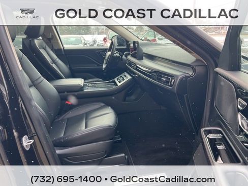 Used 2023 Lincoln Aviator AWD w/ Premium Package image 7