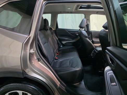 Used 2023 Subaru Forester Limited image 32