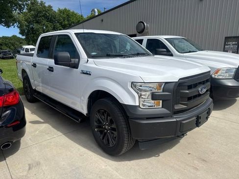 Used 2017 Ford F150 XL w/ XL Power Equipment Group AWD/4WD image 4