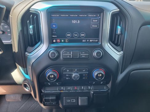 Used 2019 Chevrolet Silverado 1500 RST AWD/4WD image 24