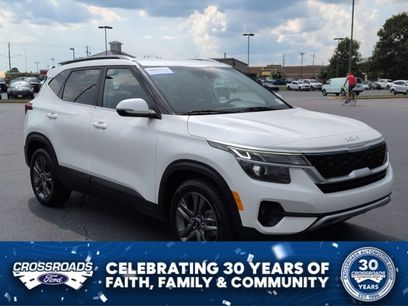 Used 2023 Kia Seltos S w/ Navigation Package