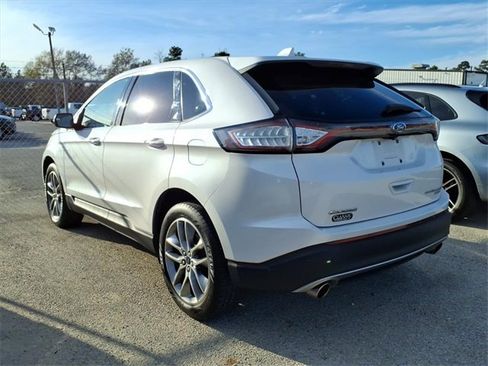 Used 2018 Ford Edge Titanium w/ Equipment Group 301A image 7